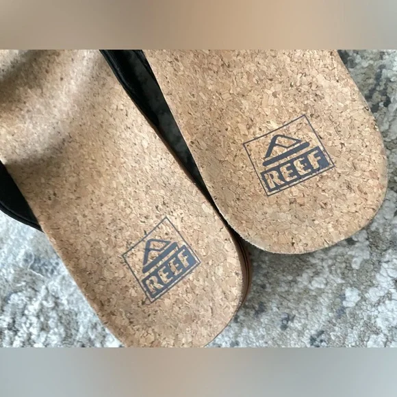 REEF Cushion Vista Hi Platform Sandals Black Tan - Picture 5 of 9